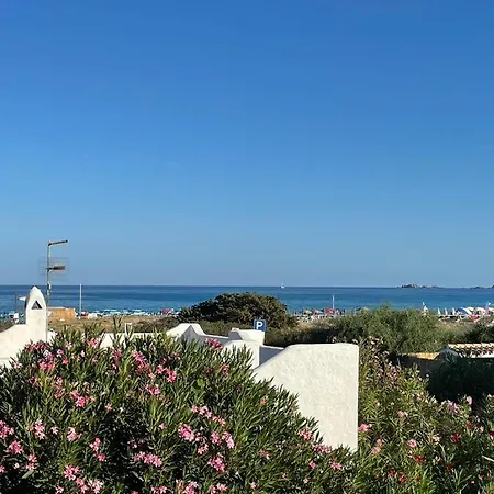 Casa Degli Gnomi Vakantiehuis Villasimius